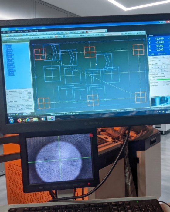 Monitor and vision display arm on FlareLaser laser welder